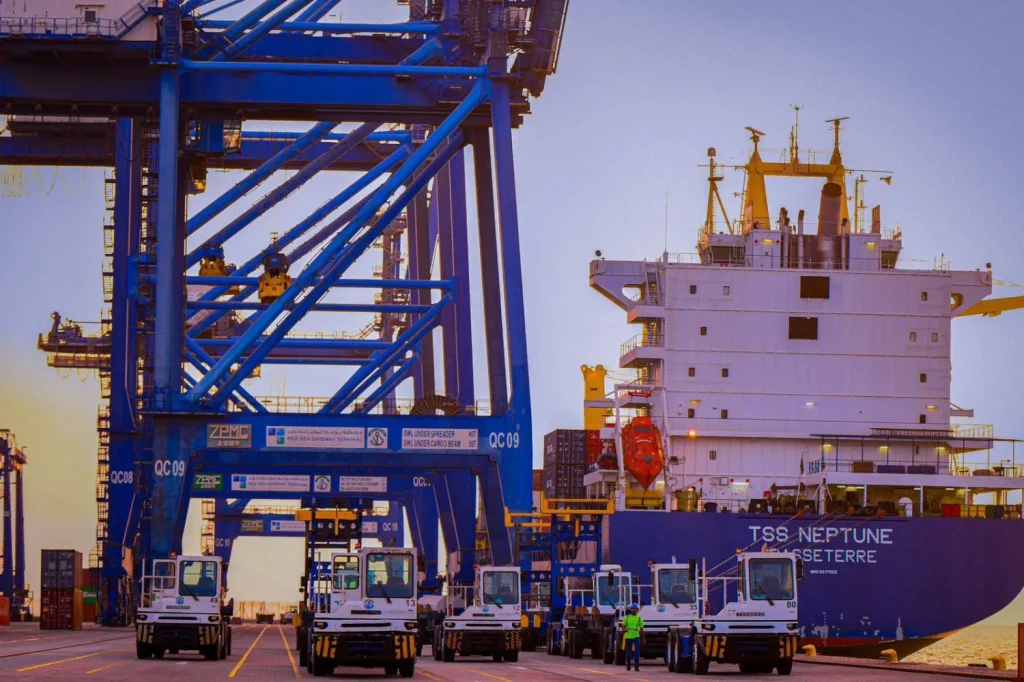 الصادرات غير النفطية في السعودية ترتفع 14.3 % في فبراير