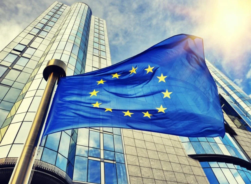 الأسهم الأوروبية ترتفع بدعم من تحسن المعنويات العالمية وتوقعات خفض الفائدة