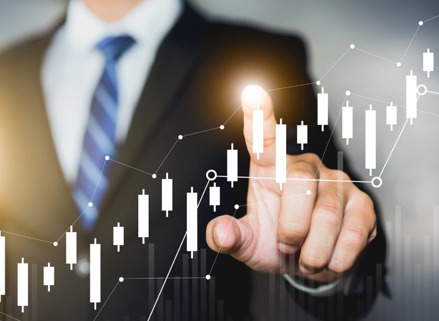 استراتيجية شراء وتداول الأسهم في أوقات الأزمات الجيوسياسية والاقتصادية