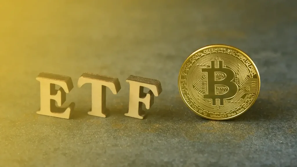 صفقات قياسية لخروج السيولة من صناديق bitcoin الفورية المدرجة في الولايات المتحدة