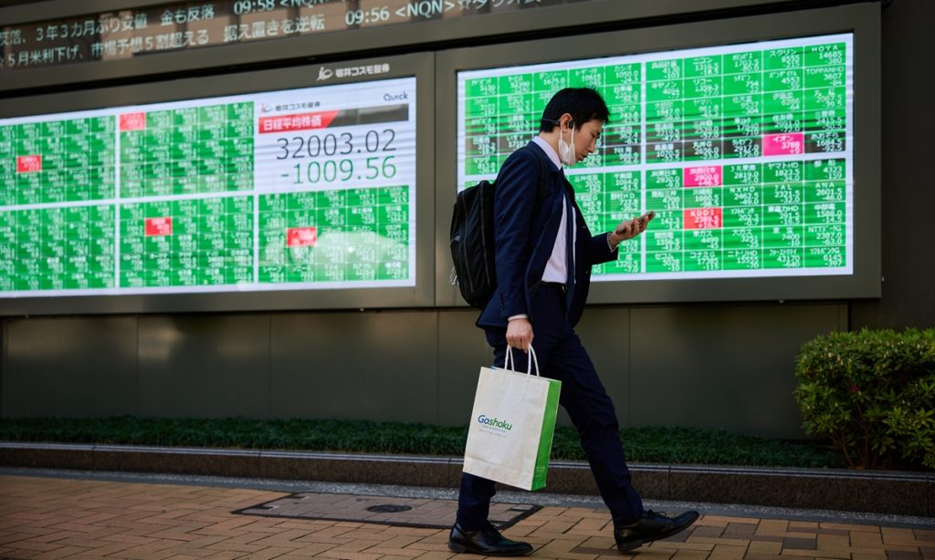 أسواق آسيا والمحيط الهادئ ترتفع مع تسجيل Nikkei 225 مستوى قياسيا رغم توترات هرمز